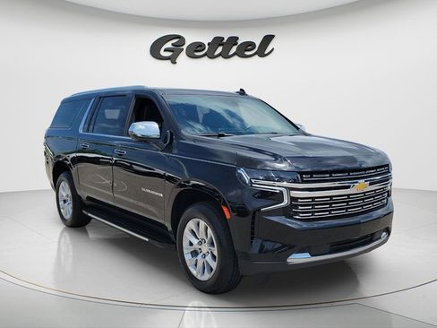 Used 2023 Chevrolet Suburban Premier image 2