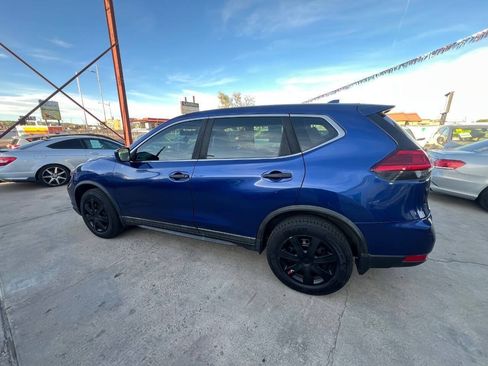 Used 2017 Nissan Rogue S AWD/4WD image 23