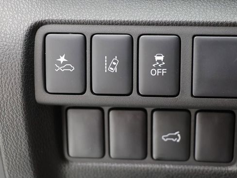 Used 2025 Mitsubishi Eclipse Cross SE image 27