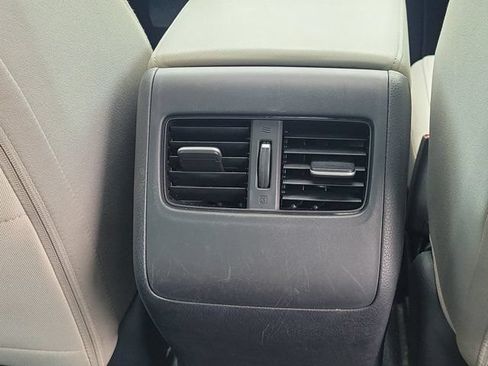 Used 2018 Honda Accord EX image 6