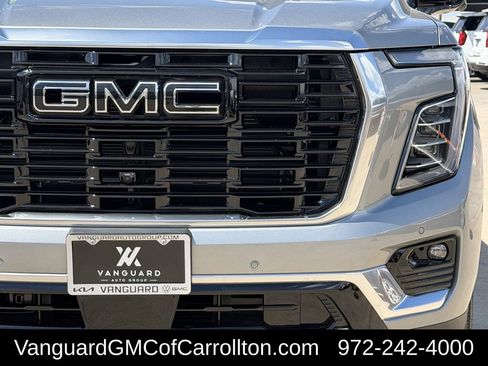 New 2026 GMC Yukon Denali w/ Denali Reserve Package AWD/4WD image 8