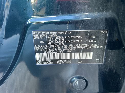 Used 2018 Toyota RAV4 LE image 32
