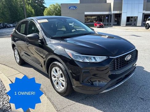 Certified 2024 Ford Escape Active FWD image 2