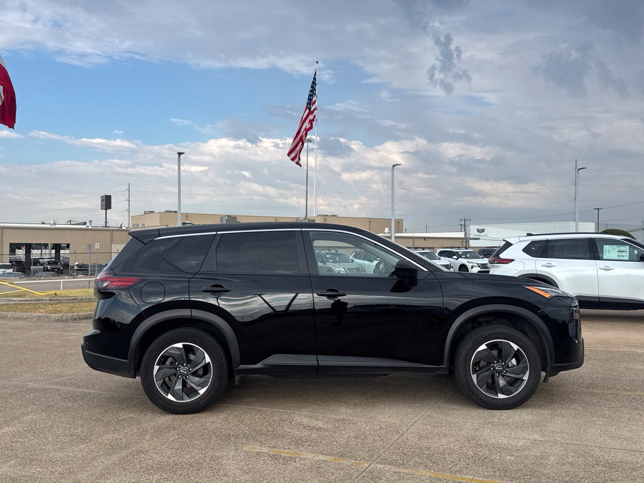 Certified 2025 Nissan Rogue SV FWD image 29