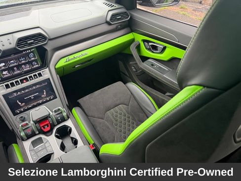 Used 2024 Lamborghini Urus S AWD/4WD image 35