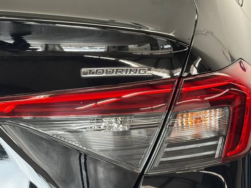 Used 2024 Honda Civic Touring image 25