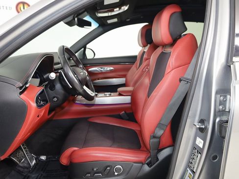 Used 2023 Genesis GV70 2.5T w/ Sport Prestige Package image 13