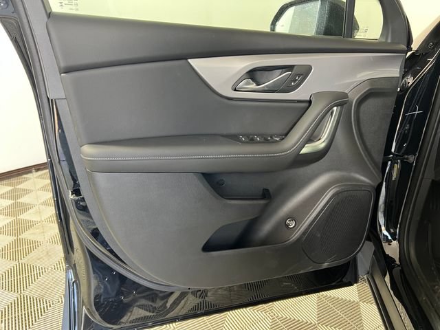 New 2026 Chevrolet Blazer LT w/ Convenience Package FWD image 10