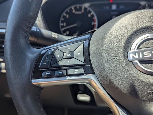 Used 2024 Nissan Altima 2.5 SL AWD/4WD image 22