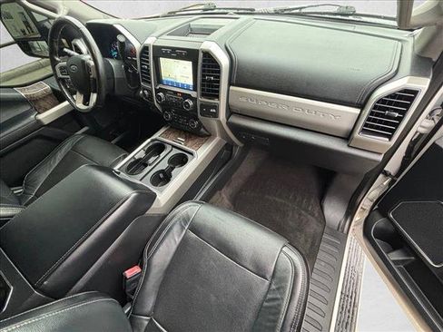 Used 2018 Ford F250 Lariat w/ Lariat Ultimate Package image 23