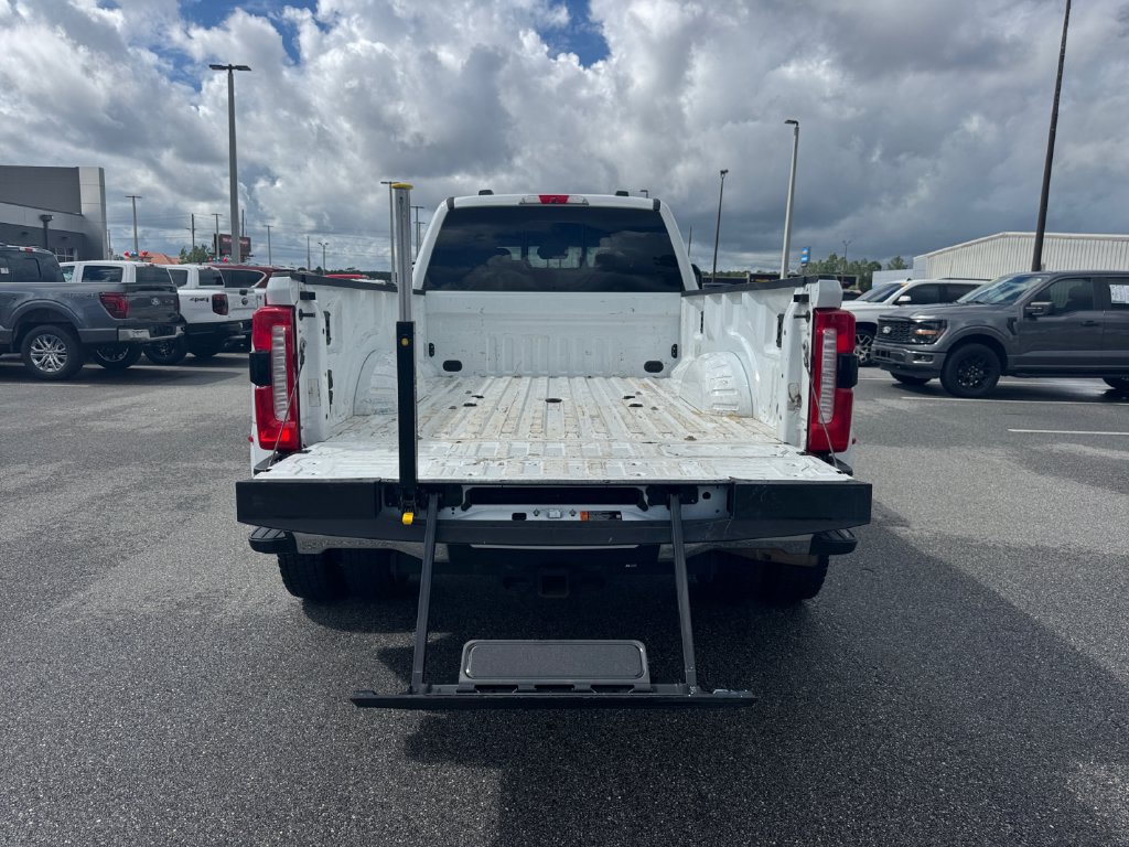 Used 2024 Ford F450 Lariat w/ Chrome Package AWD/4WD image 18