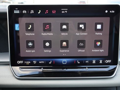 New 2026 Volkswagen Tiguan SE image 17