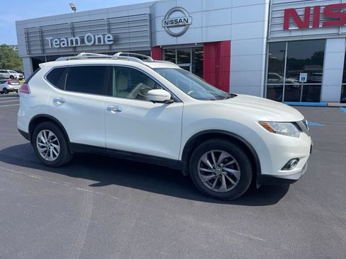 Used 2015 Nissan Rogue SL w/ SL Premium Package FWD image 1