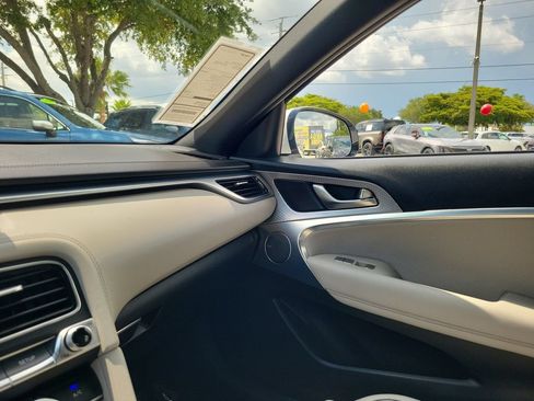 Certified 2023 Genesis G70 2.0T w/ Sport Prestige Package RWD image 32
