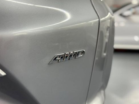 Used 2018 Honda CR-V LX image 16