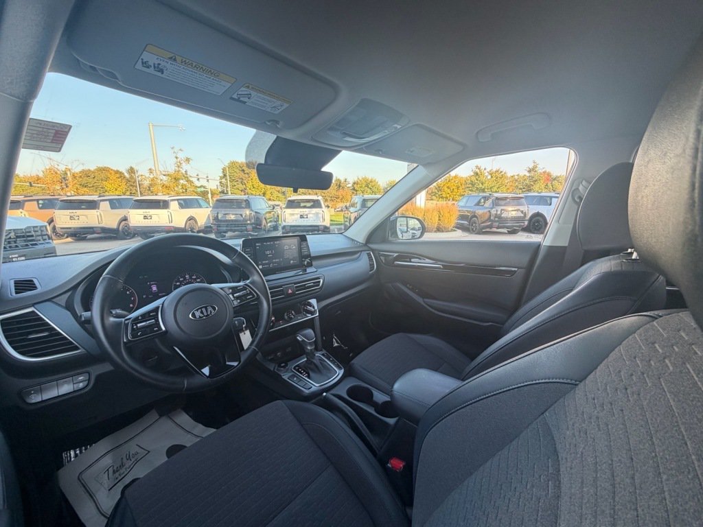Used 2021 Kia Seltos S AWD/4WD image 8
