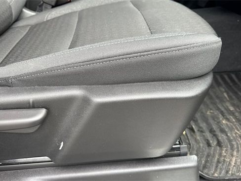 Used 2025 Chevrolet Silverado 1500 LT image 23