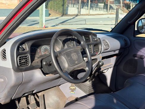 Used 2001 Dodge Ram 1500 Truck 2WD Regular Cab image 9