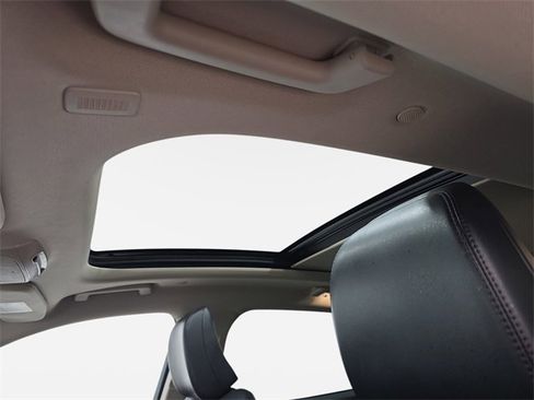 Used 2023 Lincoln Nautilus Reserve w/ Equipment Group 201A image 27