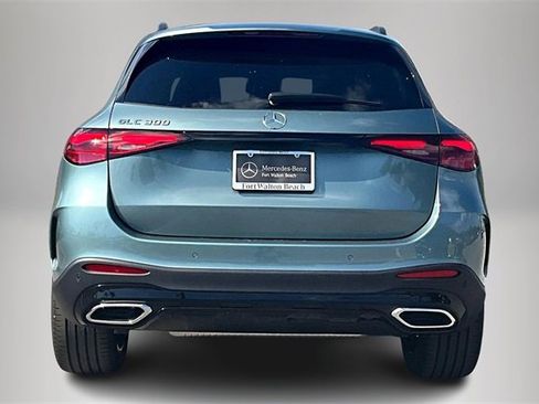 New 2026 Mercedes-Benz GLC 300 image 3