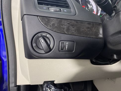 Used 2018 Dodge Grand Caravan SE w/ UConnect Hands-Free Group FWD image 23