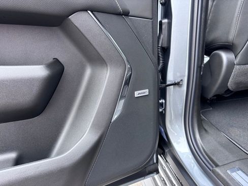 New 2025 Chevrolet Suburban Premier image 43