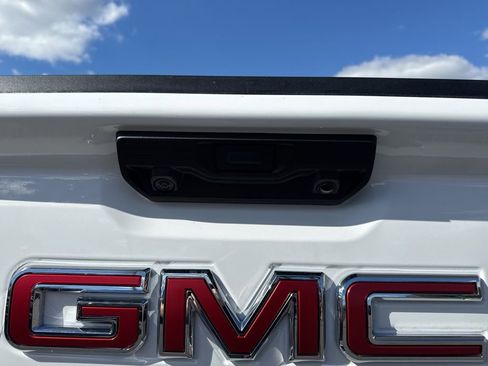 New 2026 GMC Sierra 1500 Elevation image 31