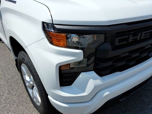 Used 2026 Chevrolet Silverado 1500 Custom image 12