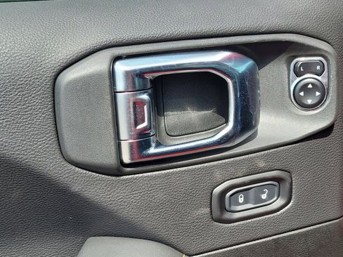 New 2025 Jeep Gladiator High Tide image 20