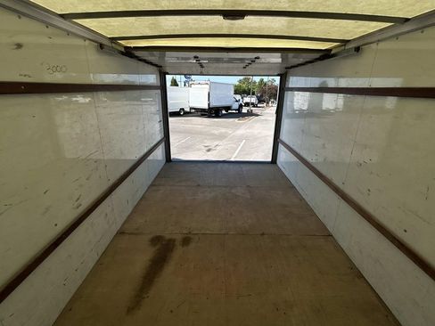 Used 2022 Ford E-350 and Econoline 350 Super Duty RWD image 22
