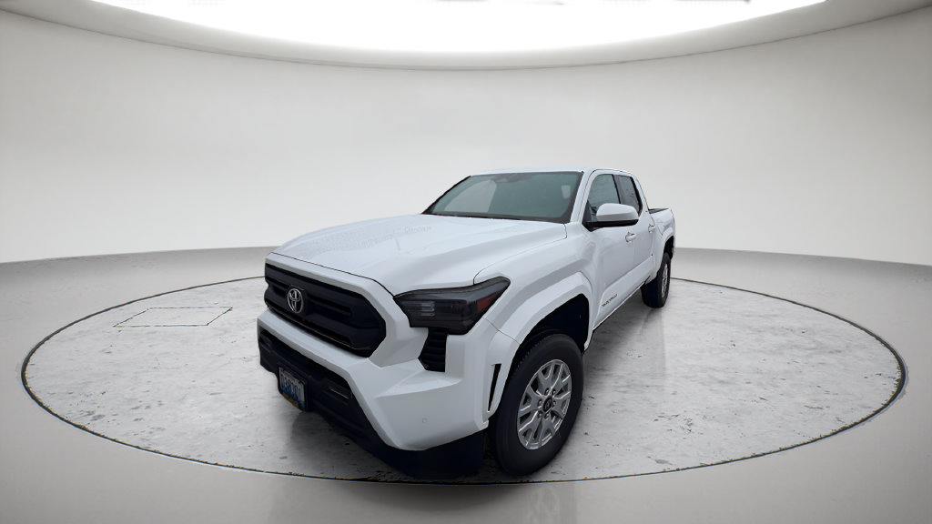 Used 2025 Toyota Tacoma SR5 w/ SR5 Upgrade Package AWD/4WD image 2