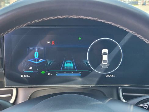 Certified 2023 Hyundai Elantra Limited FWD image 25
