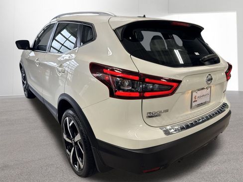 Certified 2022 Nissan Rogue Sport SL AWD/4WD image 38