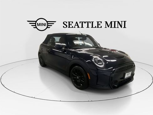 Certified 2023 MINI Cooper S FWD image 2