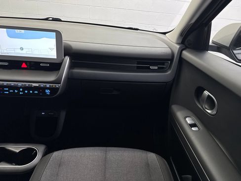 Used 2024 Hyundai Ioniq 5 SEL AWD/4WD image 18