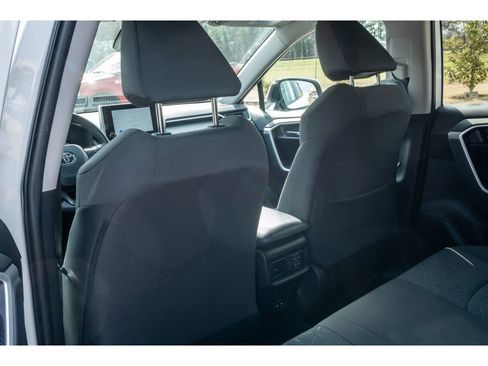 Used 2024 Toyota RAV4 XLE image 11