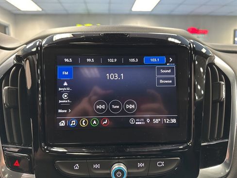 Certified 2023 Chevrolet Traverse RS image 34