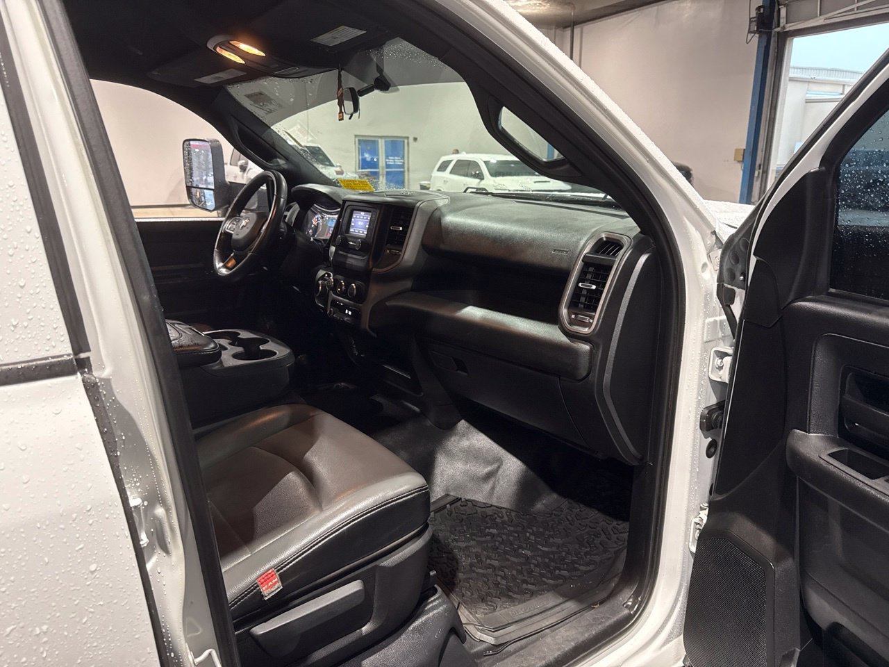 Used 2022 RAM 2500 Tradesman AWD/4WD image 14