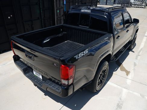 Used 2021 Toyota Tacoma SR w/ SR Convenience Package RWD image 15