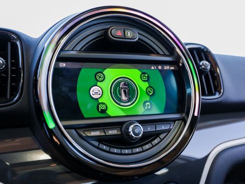 Used 2020 MINI Cooper Countryman S w/ Premium Package image 18