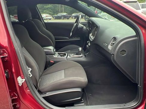 Used 2020 Dodge Charger GT image 31