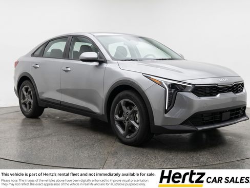 Used 2025 Kia K4 FWD image 1