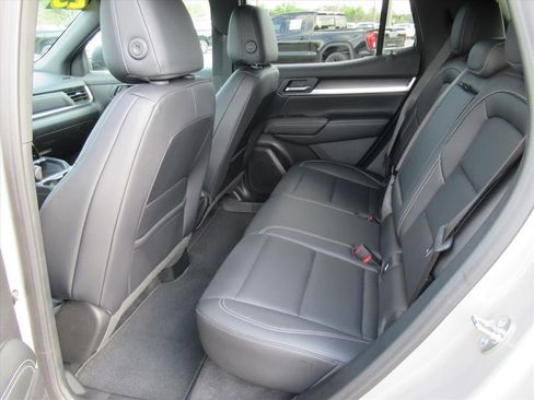 Used 2025 GMC Terrain Elevation w/ Elevation Premium Package AWD/4WD image 30
