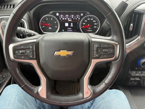Used 2022 Chevrolet Silverado 2500 LTZ w/ LTZ Convenience Package AWD/4WD image 14