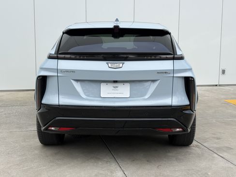 Certified 2024 Cadillac Lyriq Sport AWD/4WD image 8