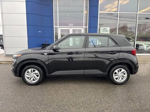 Used 2026 Hyundai Venue SE image 8