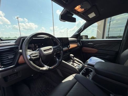 Used 2023 GMC Canyon AT4 w/ AT4 Premium Package AWD/4WD image 11
