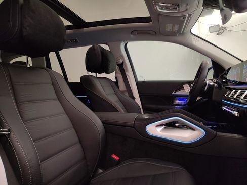 New 2026 Mercedes-Benz GLS 450 4MATIC image 31