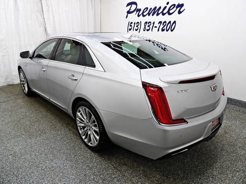 Used 2018 Cadillac XTS Platinum FWD image 4