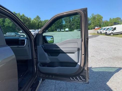 Used 2022 Ford F150 XL w/ Equipment Group 101A High AWD/4WD image 14